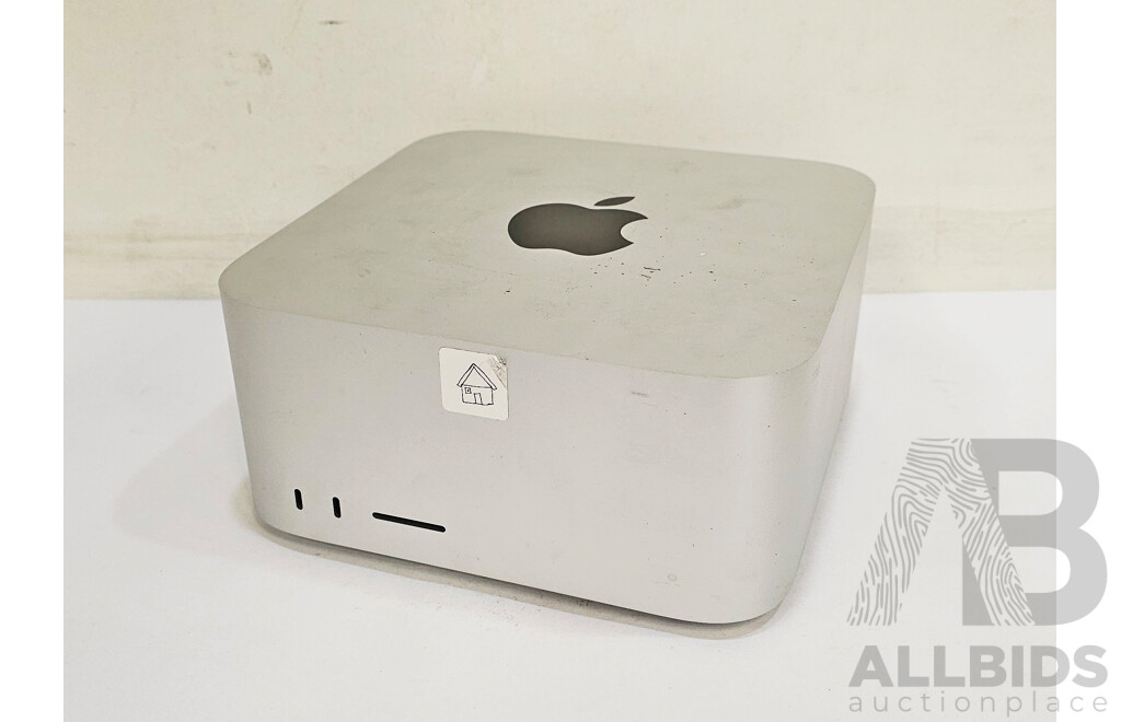 Apple (A2901) Apple M2 Ultra 3.49GHz 24-Core CPU Mac Studio (2023)