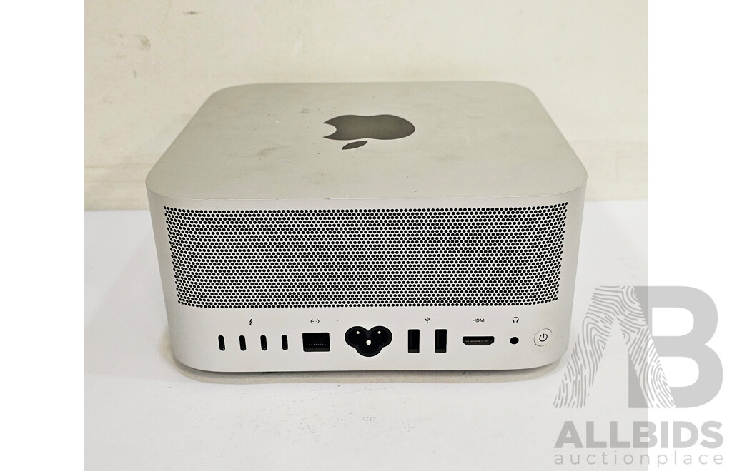 Apple (A2901) Apple M2 Ultra 3.49GHz 24-Core CPU Mac Studio (2023)