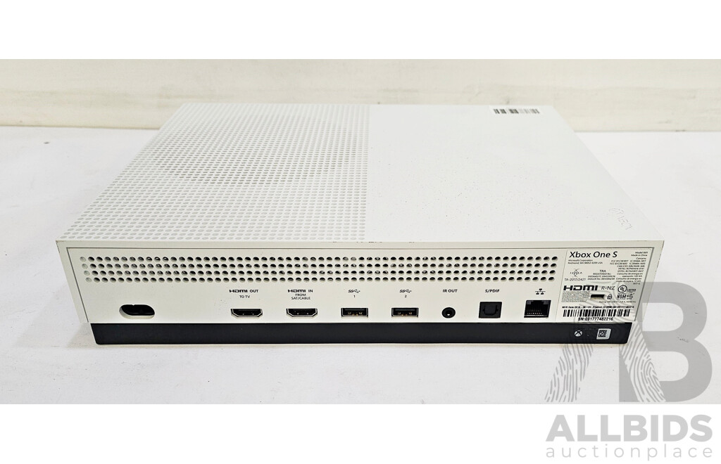 Microsoft (1681) Xbox One S Console W/ Controller