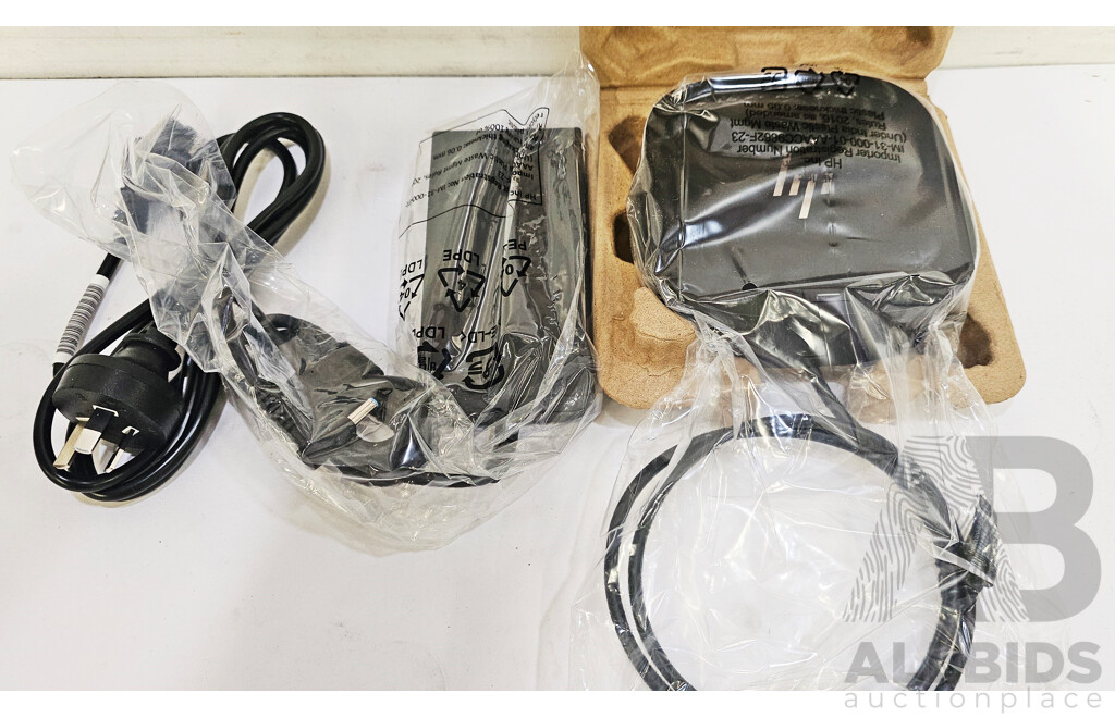 HP (HSN-IX02) USB-C Dock G5 - Brand New