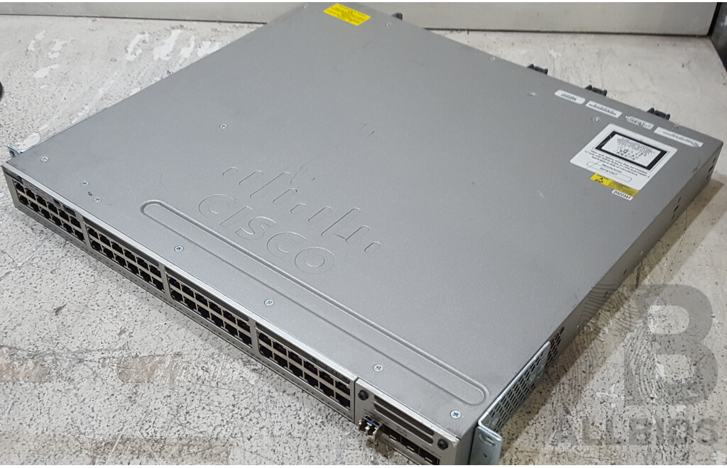 Cisco (WS-C3850-48P-S) Catalyst 3850-48-PoE+ 48-Port Gigabit Switch