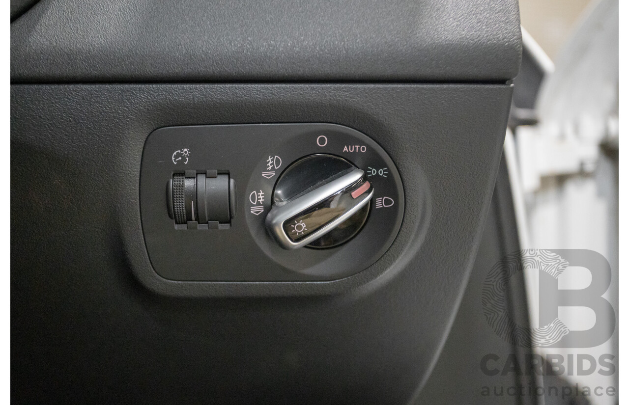 6/2014 Audi TT S-Line 2.0 TFSI Quattro (AWD) 8J MY14 2D Coupe Glacier White Turbo (155kw) 2.0L