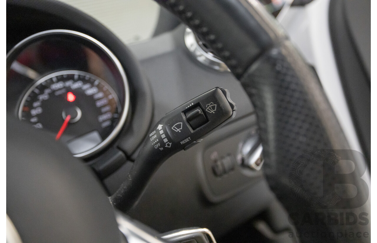 6/2014 Audi TT S-Line 2.0 TFSI Quattro (AWD) 8J MY14 2D Coupe Glacier White Turbo (155kw) 2.0L