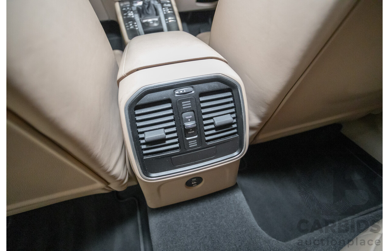 6/2019 Porsche Macan (AWD) 95B MY19 4D Wagon Mamba Green Metallic Turbo 2.0L