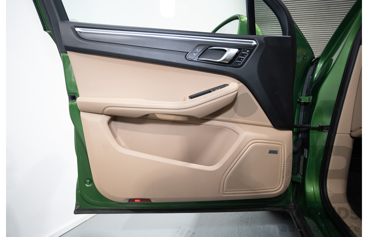 6/2019 Porsche Macan (AWD) 95B MY19 4D Wagon Mamba Green Metallic Turbo 2.0L