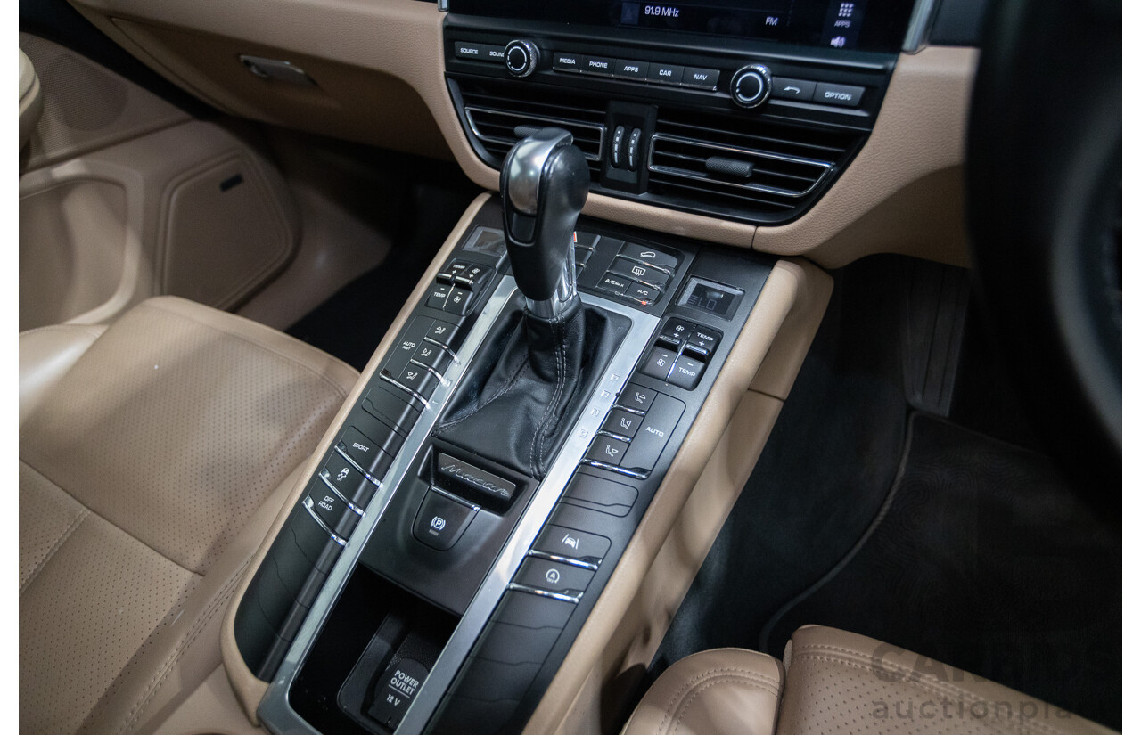 6/2019 Porsche Macan (AWD) 95B MY19 4D Wagon Mamba Green Metallic Turbo 2.0L