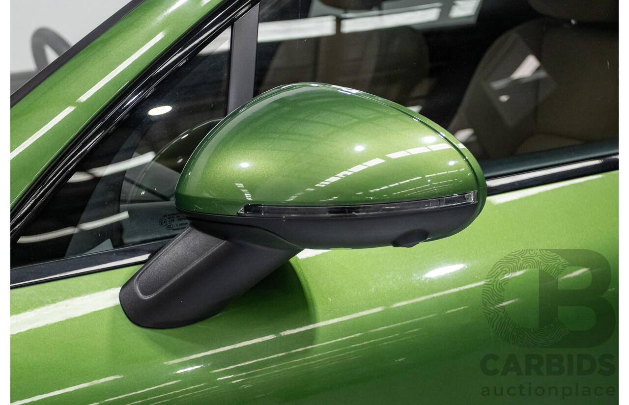 6/2019 Porsche Macan (AWD) 95B MY19 4D Wagon Mamba Green Metallic Turbo 2.0L