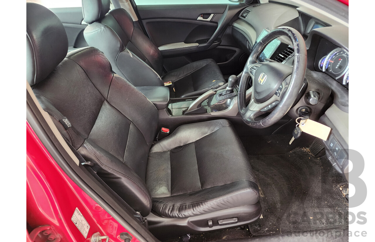 8/2008 Honda Accord EURO Luxury 10 4d Sedan Red 2.4L