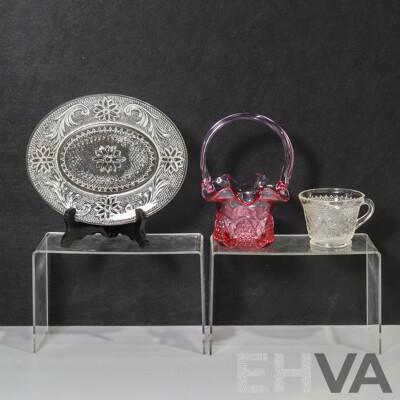 20 Piece Set of Glassware and Tea Pot