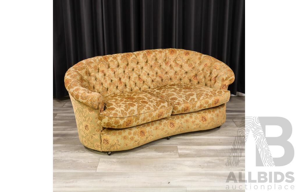 Good Art Deco Buttoned Back Settee with Needle Point Upholstery