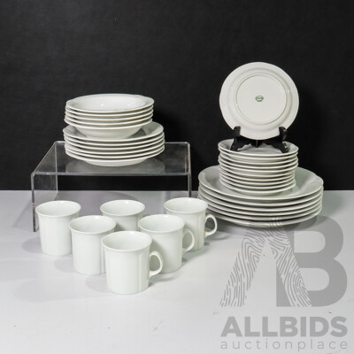 Arzberg Germany 32 Piece Dinner Set