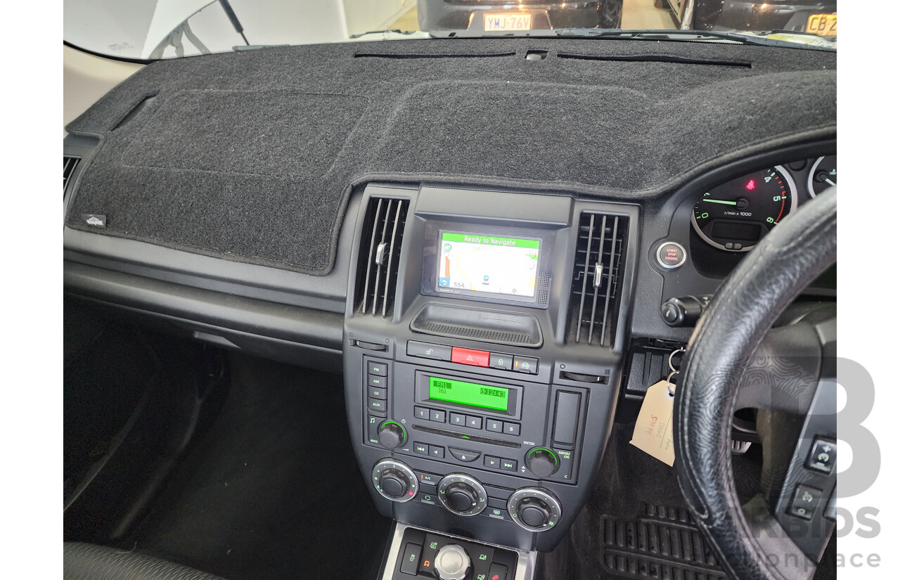 1/2011 Land Rover Freelander 2 TD4 (4x4) LF MY11 4d Wagon White 2.2L