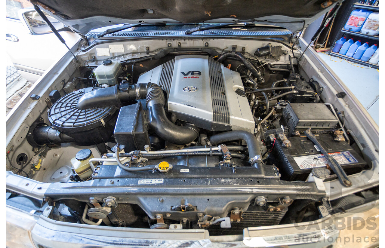 10/2002 Toyota Landcruiser GXL (4x4) FZJ105R 4D Warm Silver Metallic V8 4.7L - 8 Seater