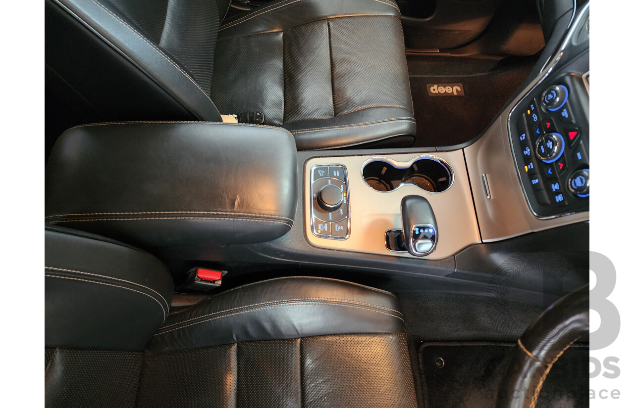 12/2013 Jeep Grand Cherokee Overland (4x4) WK MY14 4d Wagon Black 3.0L