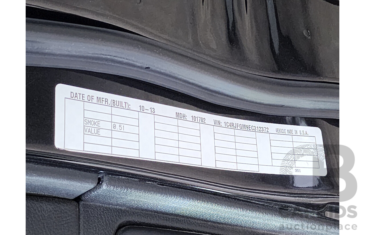 12/2013 Jeep Grand Cherokee Overland (4x4) WK MY14 4d Wagon Black 3.0L