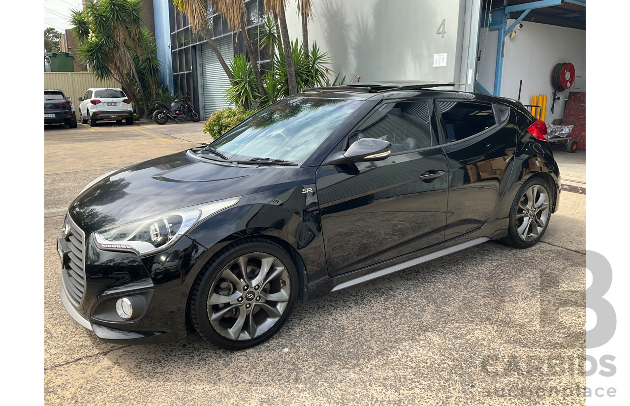 8/2015 Hyundai Veloster SR Turbo FS4 SERIES 2 3d Coupe Phantom Black Pearl Turbo 1.6L