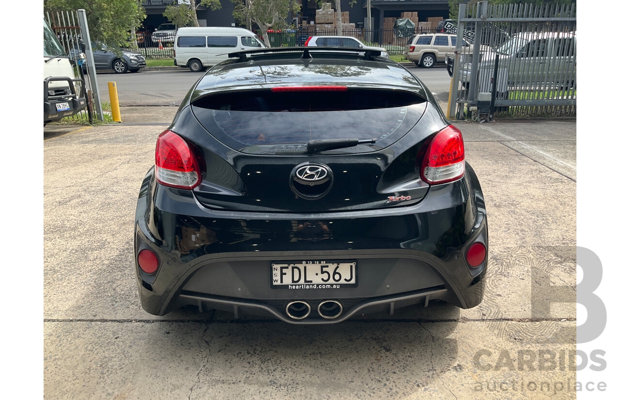 8/2015 Hyundai Veloster SR Turbo FS4 SERIES 2 3d Coupe Phantom Black Pearl Turbo 1.6L