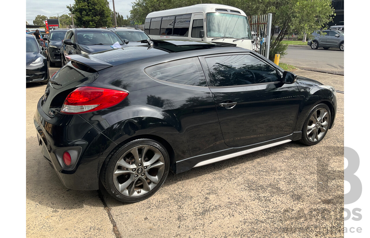 8/2015 Hyundai Veloster SR Turbo FS4 SERIES 2 3d Coupe Phantom Black Pearl Turbo 1.6L