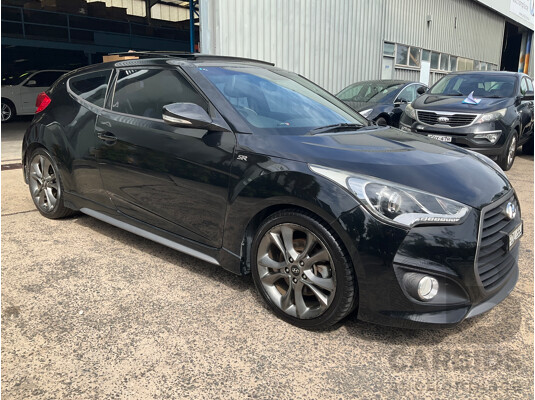 8/2015 Hyundai Veloster SR Turbo FS4 SERIES 2 3d Coupe Phantom Black Pearl Turbo 1.6L