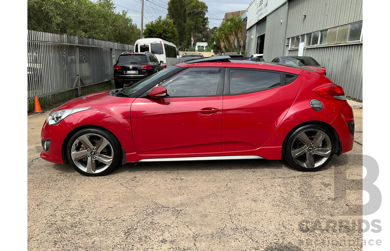 1/2014 Hyundai Veloster SR Turbo FS MY13 3d Coupe Veloster Red Turbo 1.6L