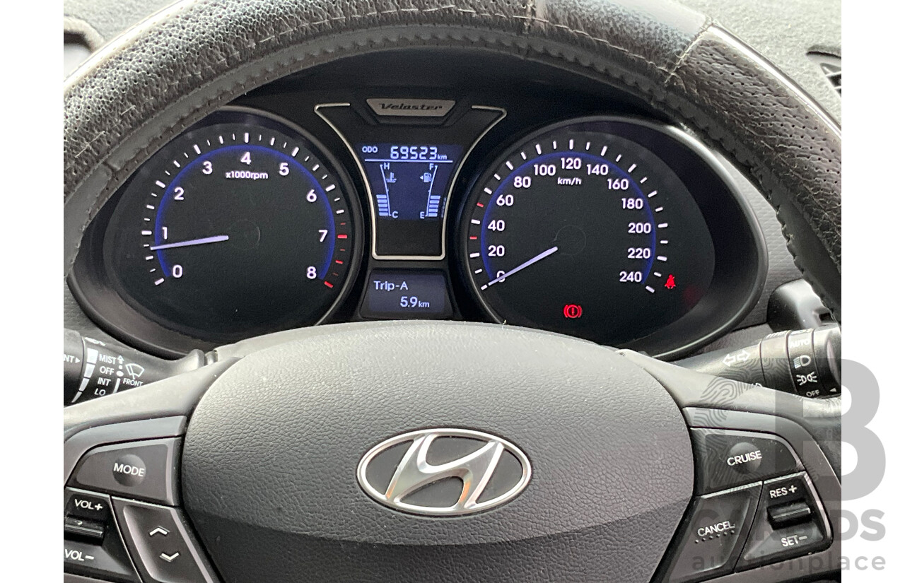 1/2014 Hyundai Veloster SR Turbo FS MY13 3d Coupe Veloster Red Turbo 1.6L