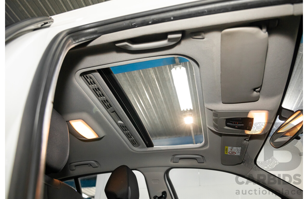 02/2015 BMW 116i Sport (RWD) F20 MY15 5d Hatchback Mineral White Metallic Turbo 1.6L