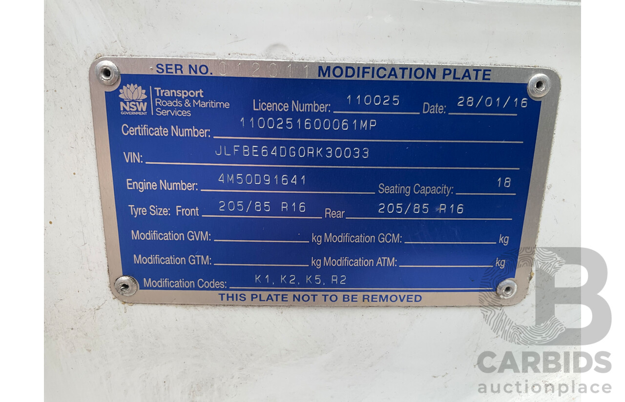 10/2015 Mitsubishi Rosa BE600 18 Seater 3d White Turbo Diesel 4.9L - Custom Wheelchair Lift