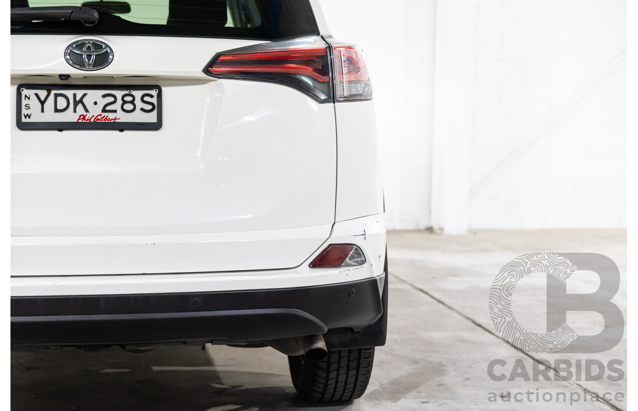 01/2016 Toyota RAV4 GX (FWD) ZSA42R MY16 4d Wagon Glacier White 2.0L