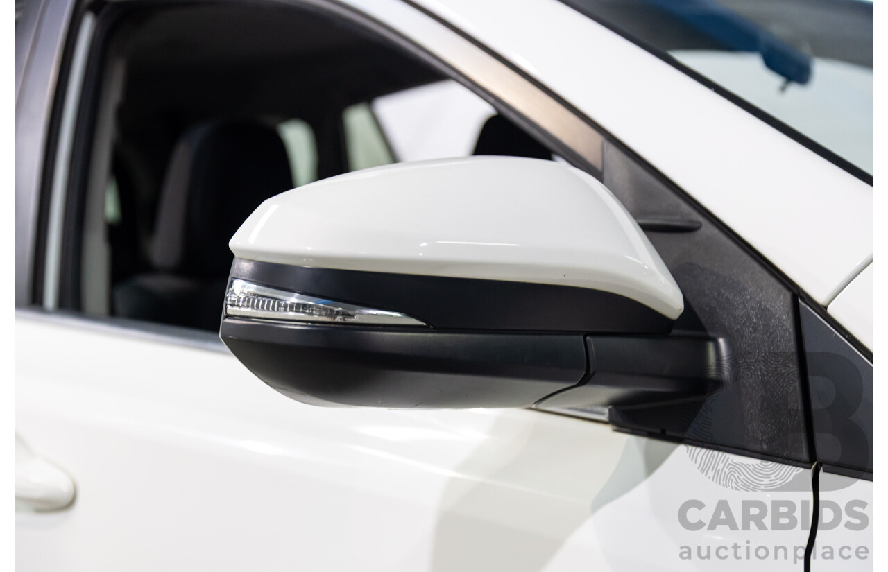 01/2016 Toyota RAV4 GX (FWD) ZSA42R MY16 4d Wagon Glacier White 2.0L