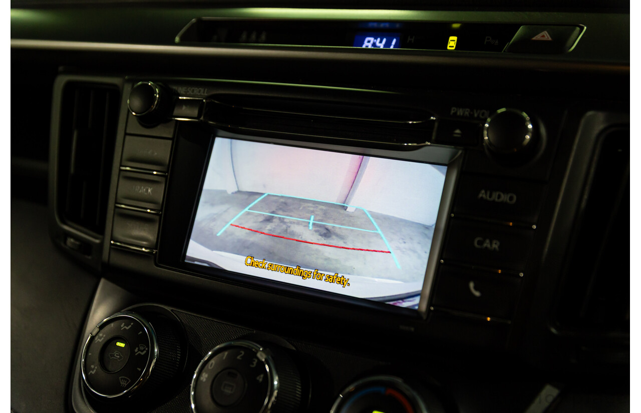 01/2016 Toyota RAV4 GX (FWD) ZSA42R MY16 4d Wagon Glacier White 2.0L