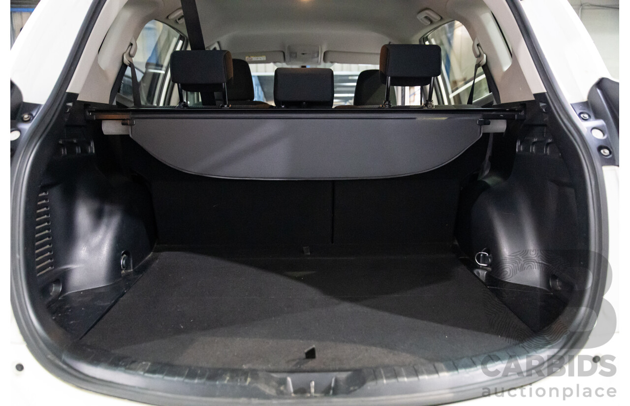 01/2016 Toyota RAV4 GX (FWD) ZSA42R MY16 4d Wagon Glacier White 2.0L