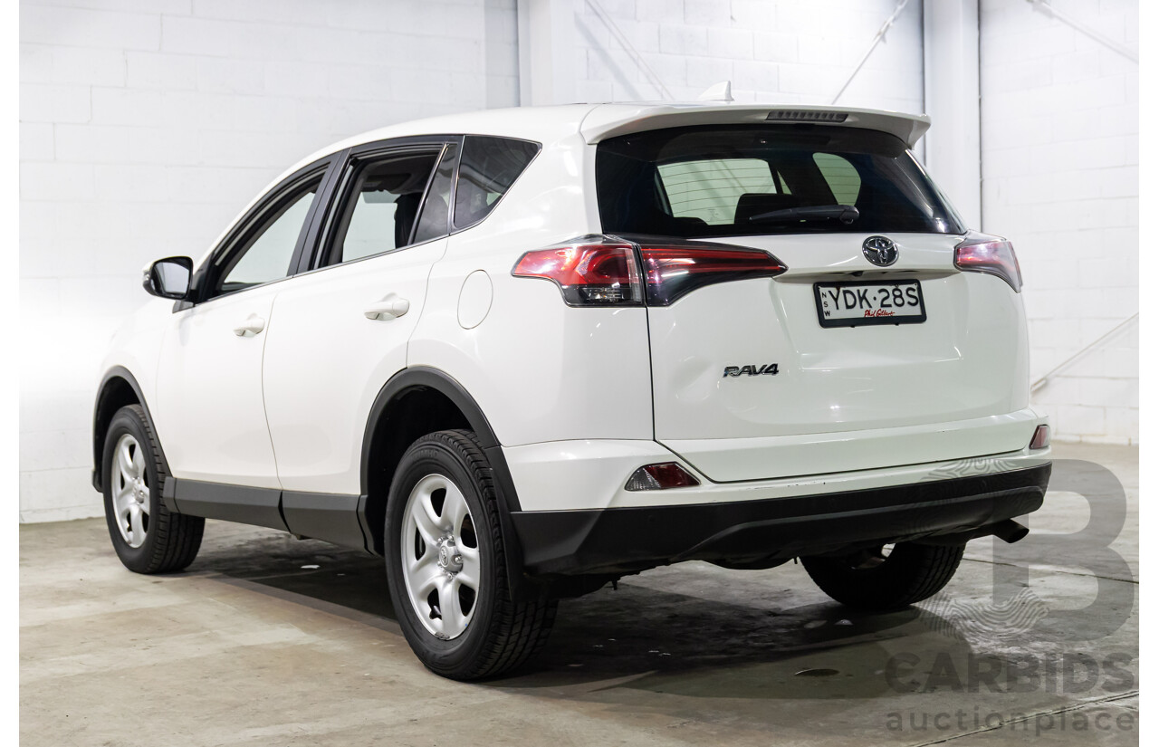 01/2016 Toyota RAV4 GX (FWD) ZSA42R MY16 4d Wagon Glacier White 2.0L