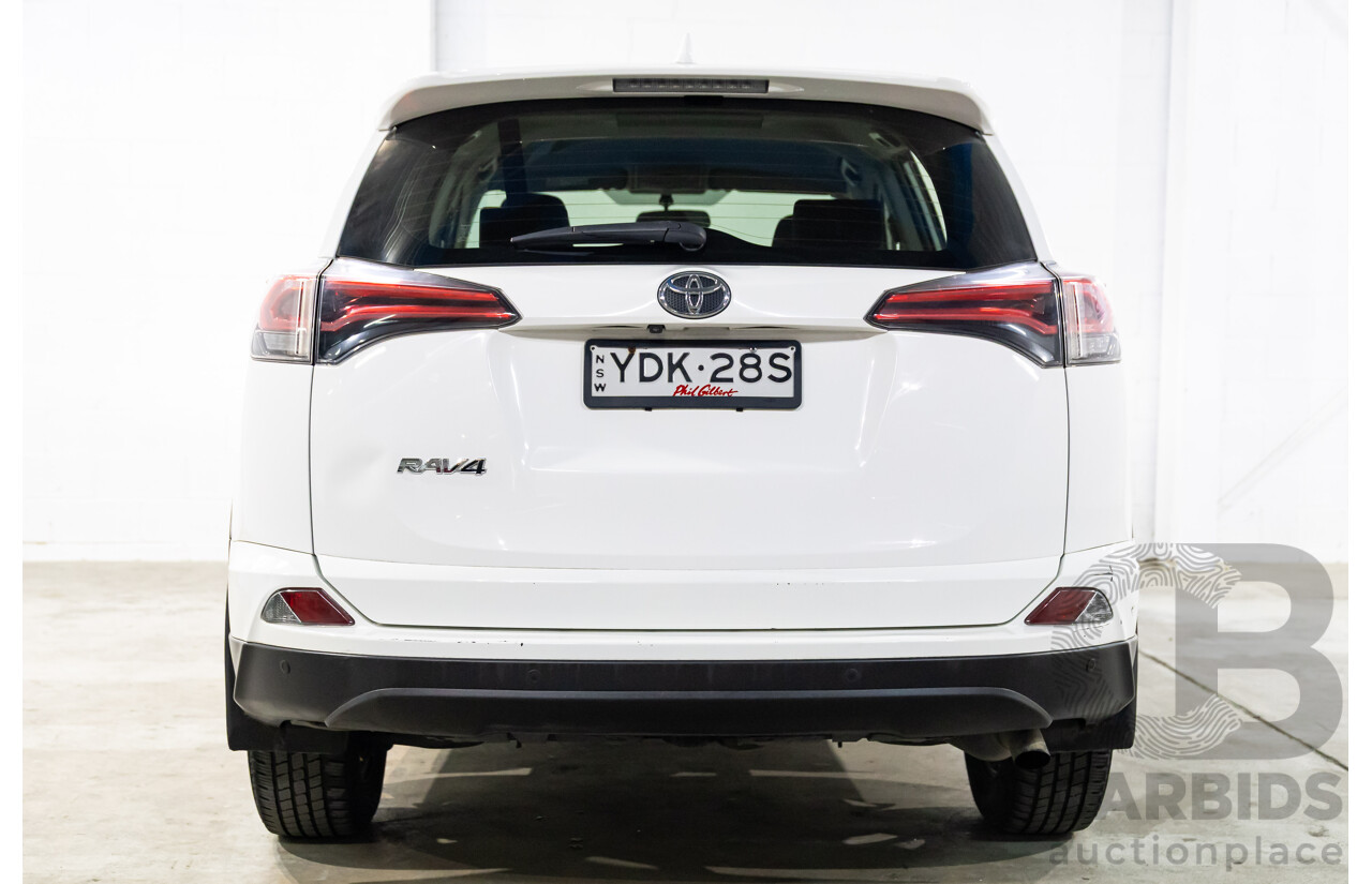 01/2016 Toyota RAV4 GX (FWD) ZSA42R MY16 4d Wagon Glacier White 2.0L