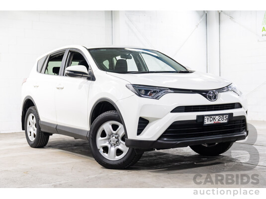 01/2016 Toyota RAV4 GX (FWD) ZSA42R MY16 4d Wagon Glacier White 2.0L