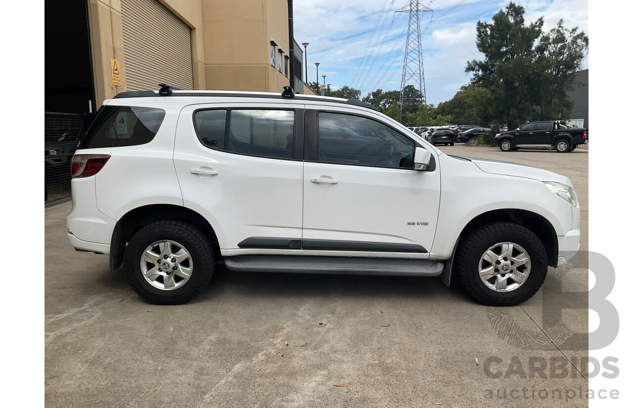 12/2012 Holden Colorado 7 LT (4x4) RG 4d Wagon Summit White Turbo Diesel 2.8L - 7 Seater
