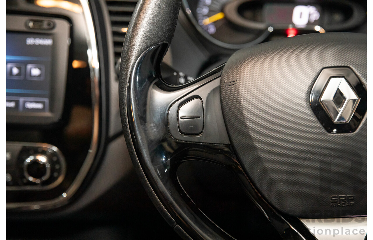 1/2015 Renault Captur Dynamique (FWD) J87 4d Wagon Ivory White / Black Roof Turbo 1.2L