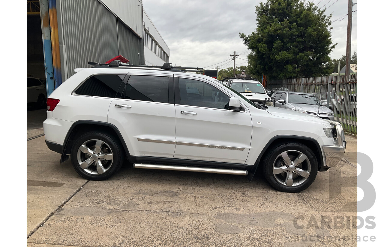 3/2013 Jeep Grand Cherokee Limited (4x4) WK MY13 4d Wagon Bright White Turbo Diesel V6 3.0L