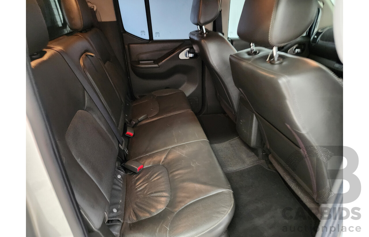 1/2014 Nissan Navara ST-X 550 (4x4) D40 Dual Cab Utility Silver 3.0L