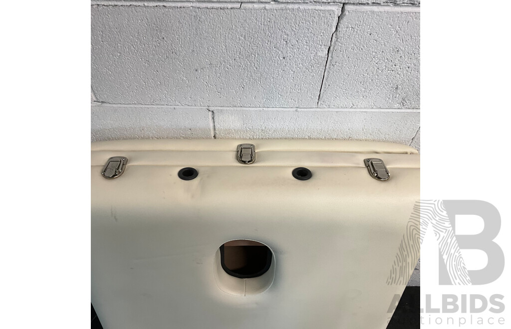 Crane Massage Table with Carry Bag