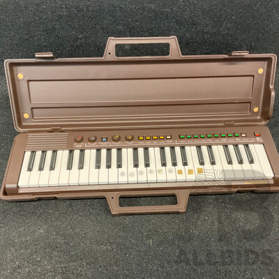 YAMAHA PortaSound PS-3 Electroinic Keyboard  in Original Brown Hard Carrying Case