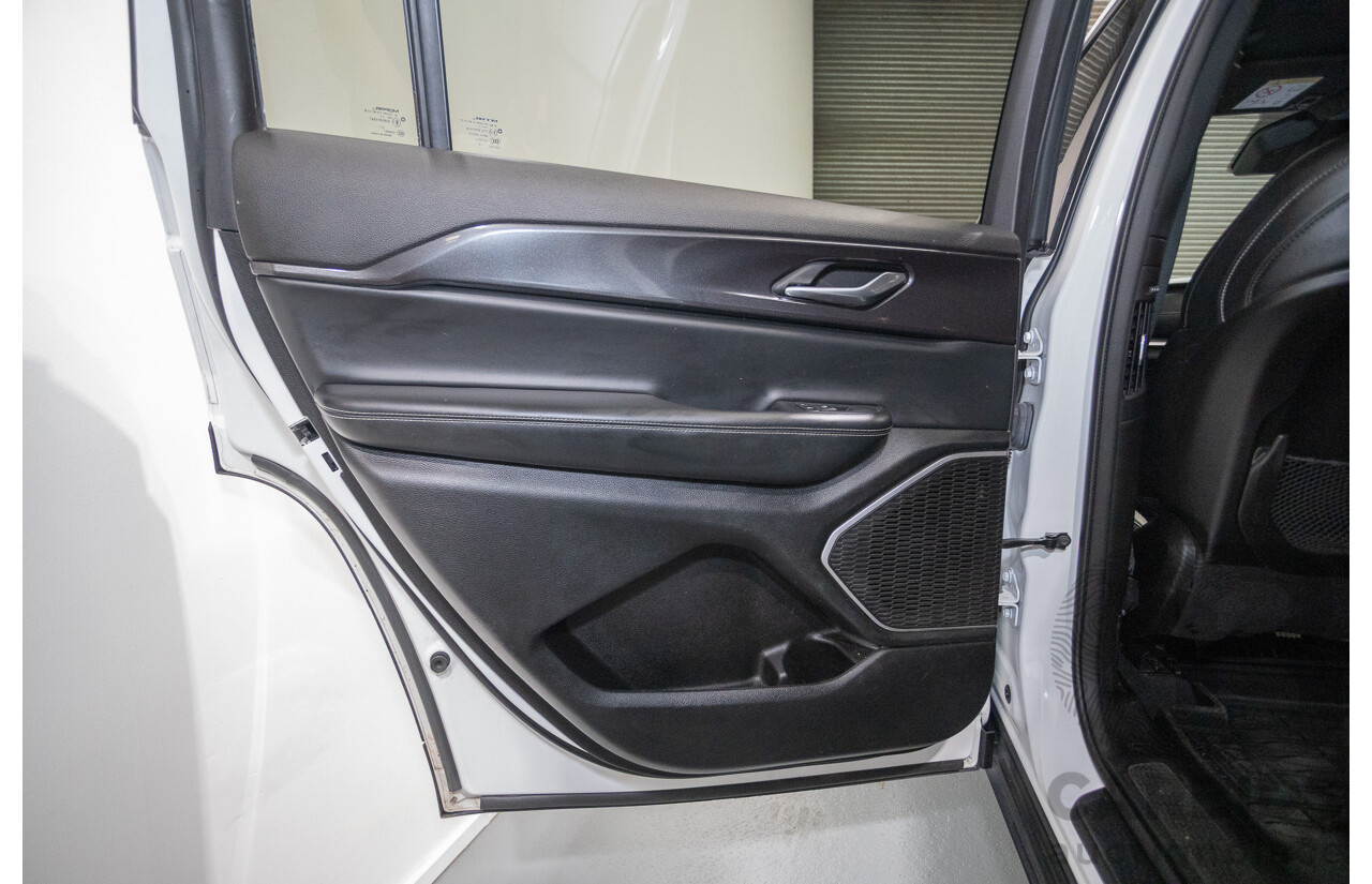 7/2022 Jeep Grand Cherokee L Night Eagle (4x4) WL MY22 4D Wagon Bright White 3.6L V6 - 7 Seater