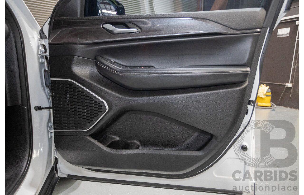 7/2022 Jeep Grand Cherokee L Night Eagle (4x4) WL MY22 4D Wagon Bright White 3.6L V6 - 7 Seater