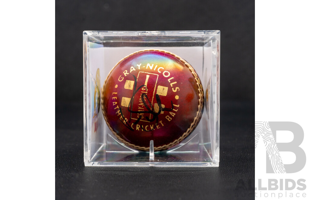 Peter Siddle Signed Cricket Ball