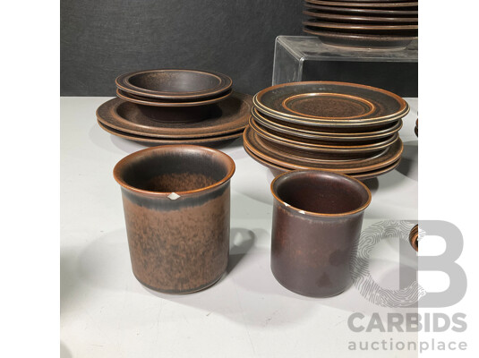 28 Piece Set of Arabia Ware
