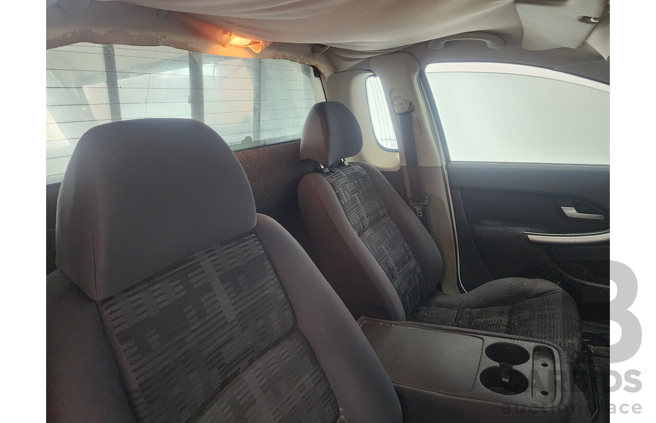 4/2005 Ford Falcon XL BA MKII Utility White 4.0L