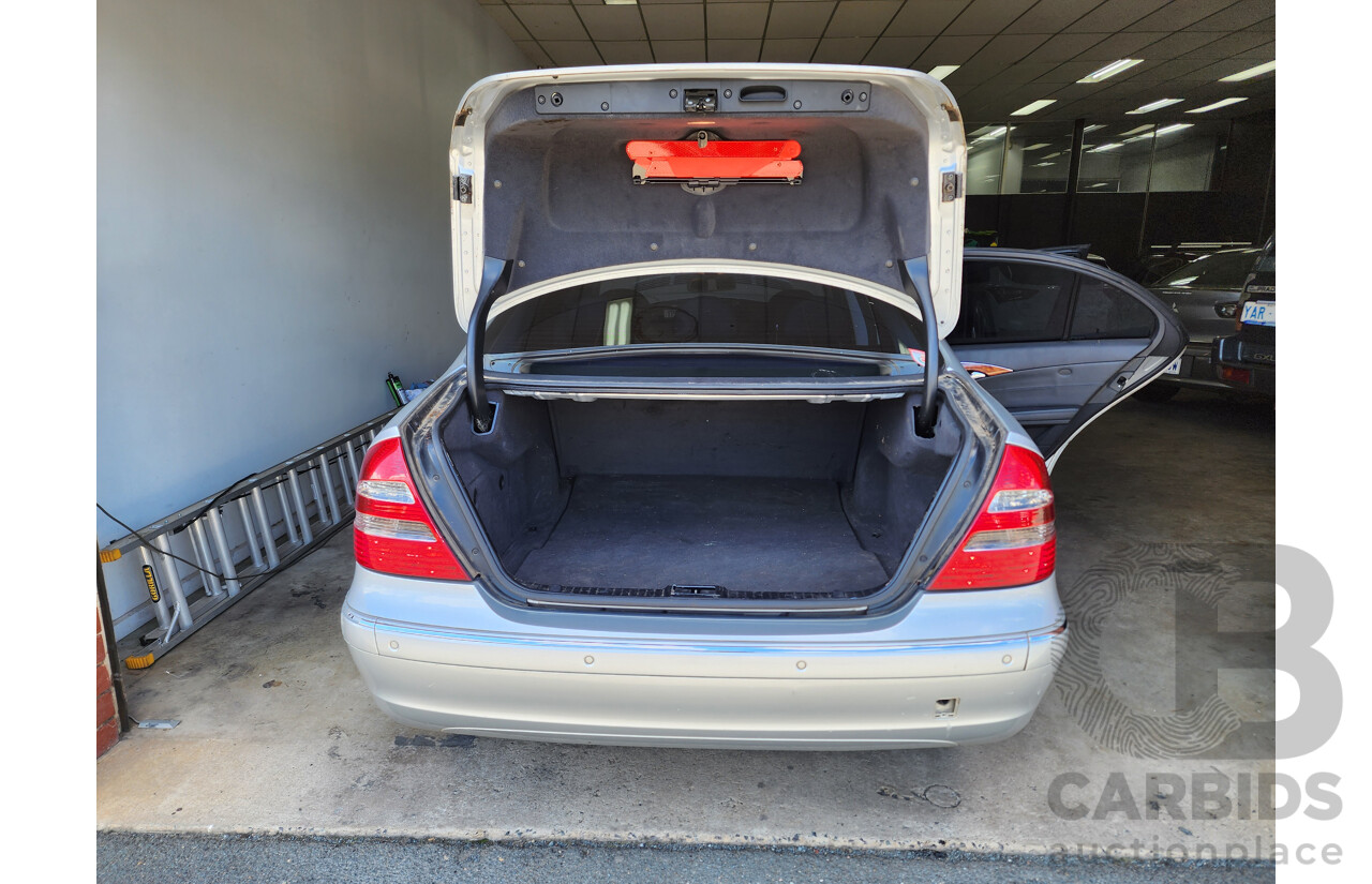 6/2004 Mercedes-Benz E240 Elegance 211 4d Sedan Silver 2.6L