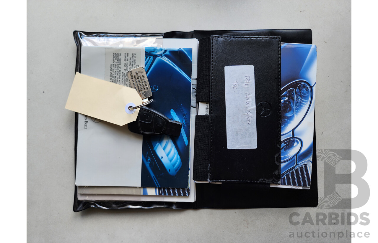 6/2004 Mercedes-Benz E240 Elegance 211 4d Sedan Silver 2.6L