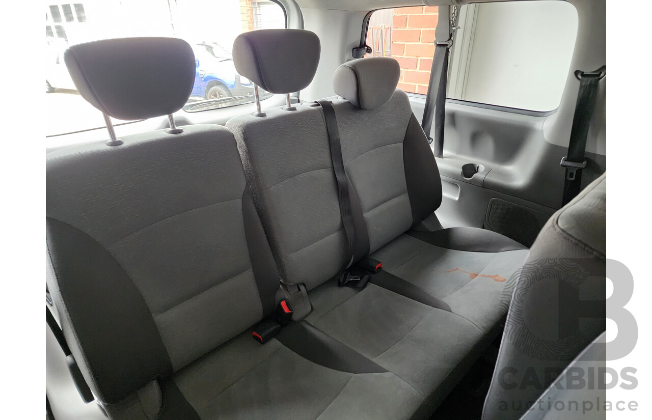 1/2014 Hyundai Imax  TQ MY13 4d Wagon White 2.5L