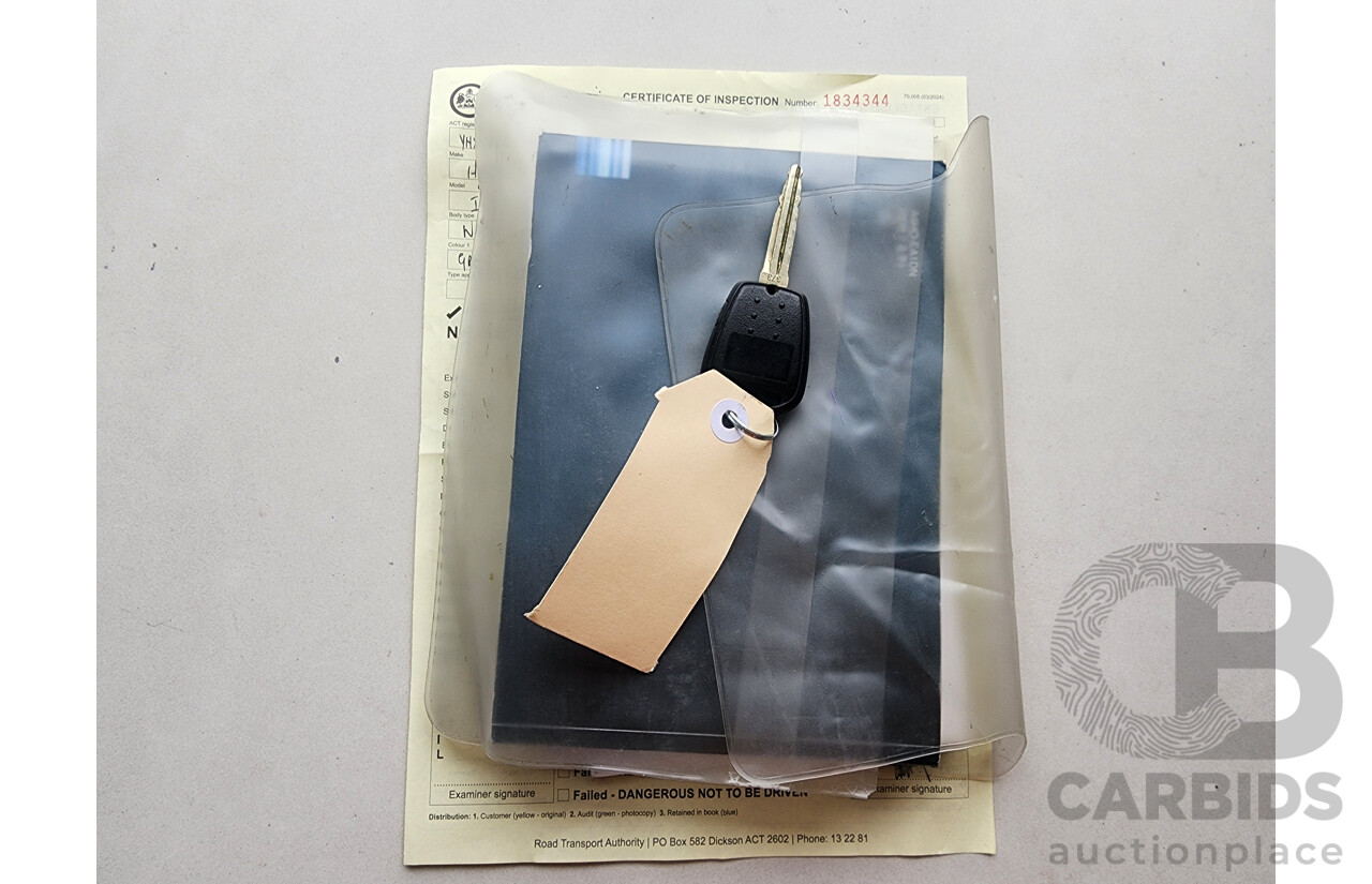 4/2012 Hyundai Imax  TQ MY11 4d Wagon Grey 2.5L