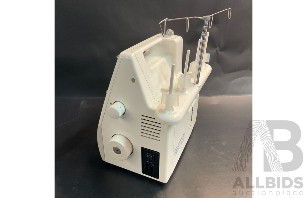 TOYOTA SL3335 Overlock & Brother Star 110 Sewing Machine - Lot of 2